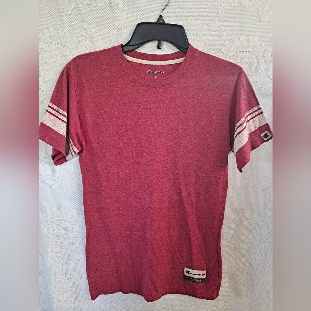 Champion Originals t shirt Small